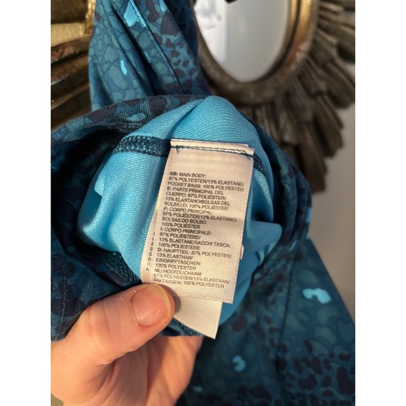 The North Face Teal Leopard Print Athletic Leggings Womens Size Medium - Picture 5 of 6